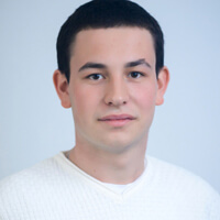 Дмитрий Кузнецов